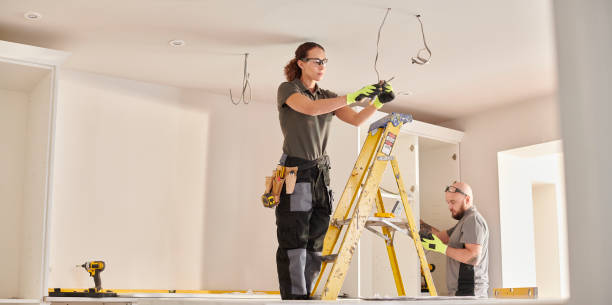 Best Affordable Emergency Electrician  in Fort Stewart, GA